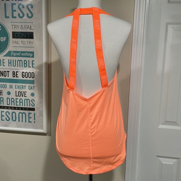 Nike Dri-Fit top in orange. Back straps unique. - Picture 3 of 7